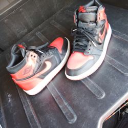 Nike Air Jordans Size 8 Women 
