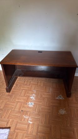 Kids study desk