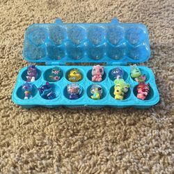 12 Hachimals With Hachimal Case