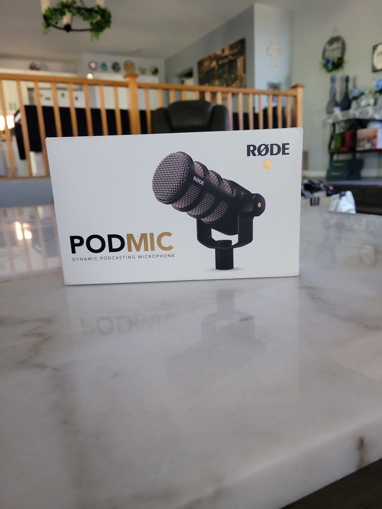 Podmic. With Stand 125.00
