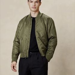 Banana Republic Bomber Jacket Collar Olive Green Men’s Long Sleeves Sz XL