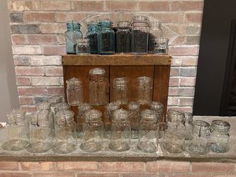 (29) Vintage Ball Acme Atlas Anchor Hocking Glass Jars with Glass Lids