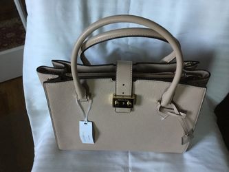 Michael Kors purse new with tag