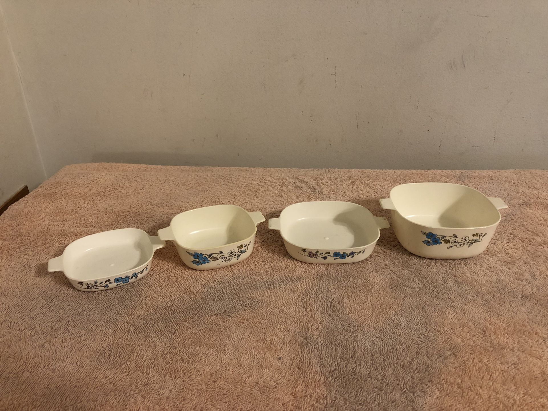 Vintage Chilton Corning Ware Plastic Baking Dishes Lot Of 4 No Lids
