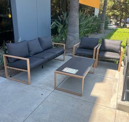Outdoor patio set