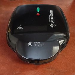 Arepa Maker (Holstein Housewares)