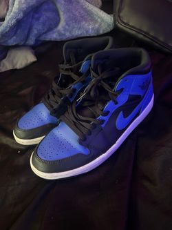 Air Jordan 1 ‘hyper royal edition