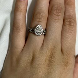 Engagement Ring And Band