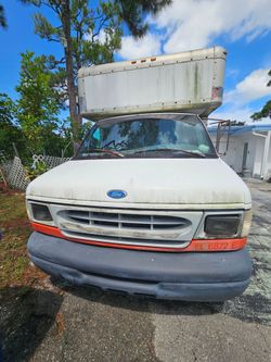 1997 Ford E350 Box Truck