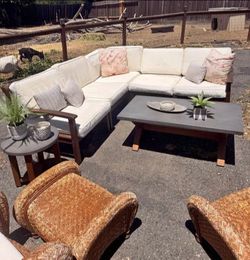 Pottery Barn Patio Set