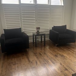 2 Modern accent  Chairs Black smooth Velvet