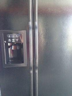 Ge black refrigerator