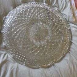 vintage Anchor Hocking Wexford clear glass serving platter or torte plate.