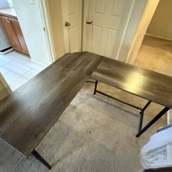 ** FREE ** Corner Desk