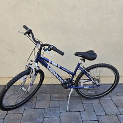 SCHWINN HIGH PLANES LIKE NEW 