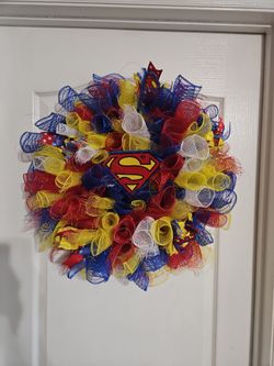 Superman Wreath
