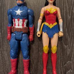 SUPERHERO ACTION FIGURES SET / KDS TOYS 