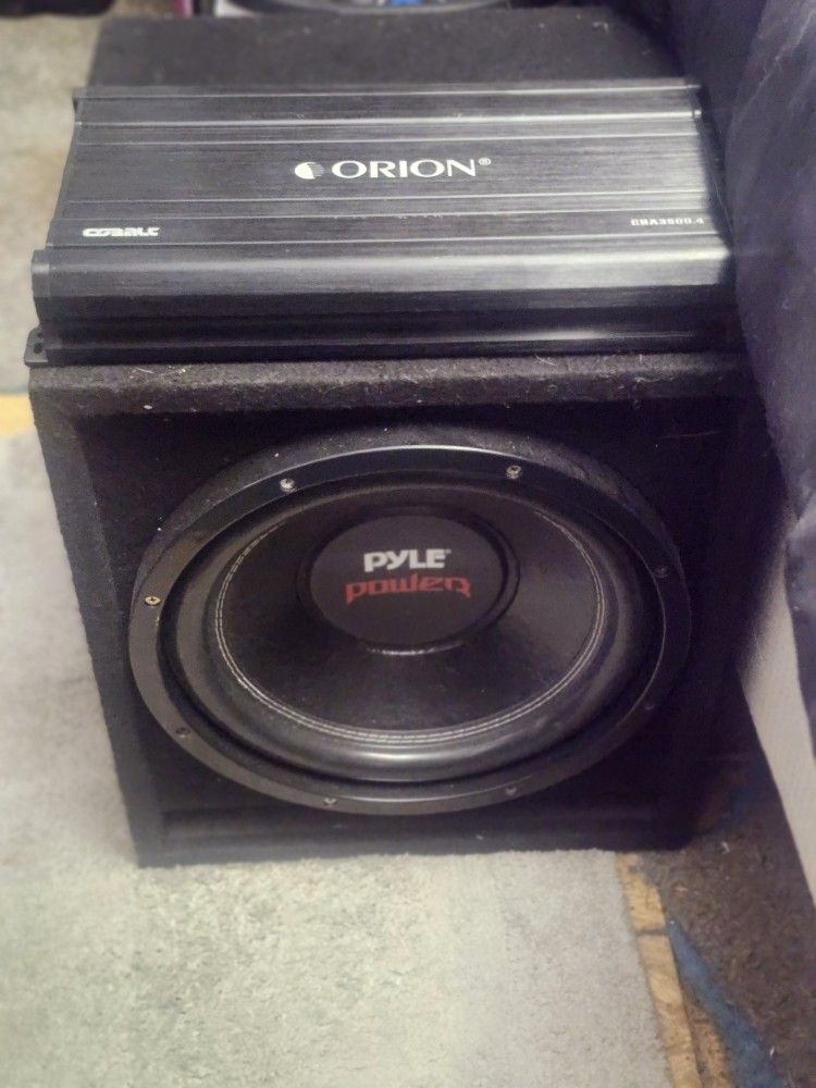 12 Inch Pyle 1200 Watts And A Cobalt 3500 4 Channel Amp $150