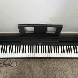 YAMAHA P45, 88-Key Weighted Action Digital Piano (P45B)