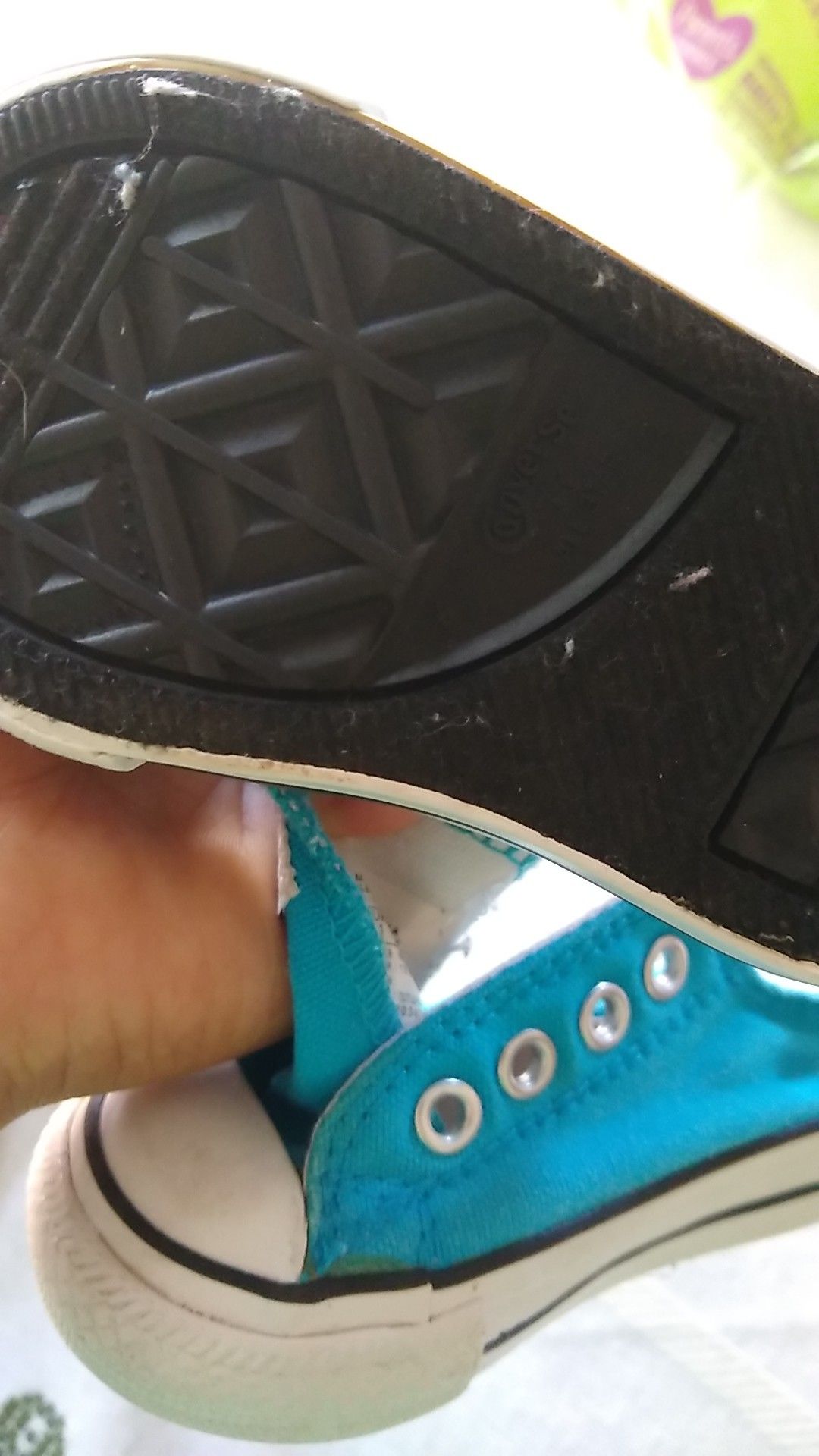 Converse size 3