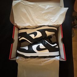 Panda Dunks Nike