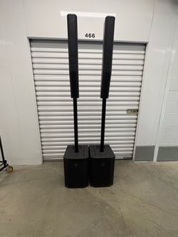Electro-Voice Evolve 50 portable column array PA system pair in black w/ covers