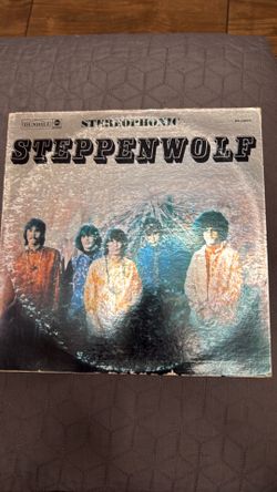 Steppenwolf silver cover