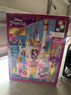 Disney Princess Ultimate Celebration Castle