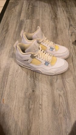 Jordan Retro 4 Pure Money