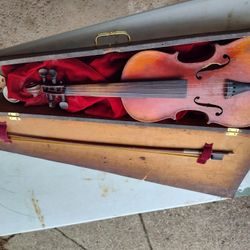 Antique/Vintage Violin And Case