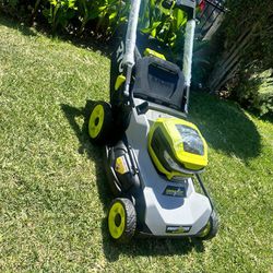 RYOBI
21 Inch HP 40 Volt Brushless Cordless Self Propelled Lawn Mower 1 Battery 1 Charger