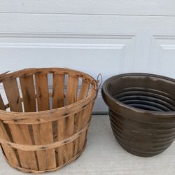 Large Fall Decor Apple Basket And Brown Foam Planter Set/$30 Firm For Both/Lakeside