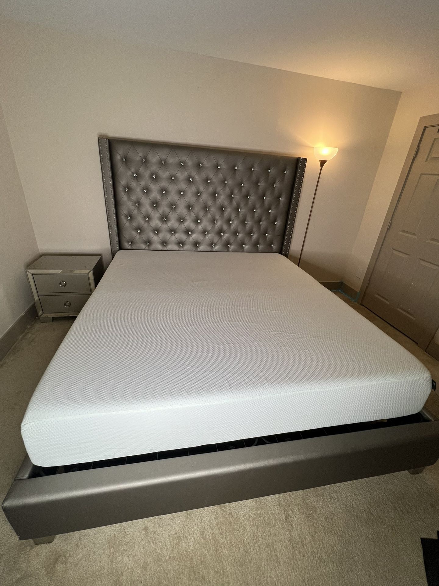 King Size Bed & Mattress