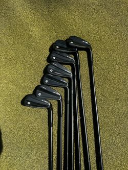 2023 TaylorMade P790 Phantom Black Dynamic Gold S300 Stiff Shaft Golf Irons