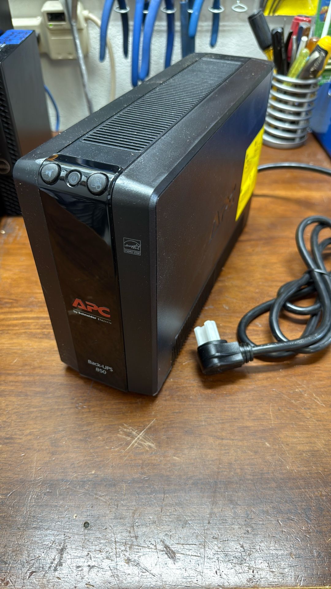 APC Backup UPS BX850M
