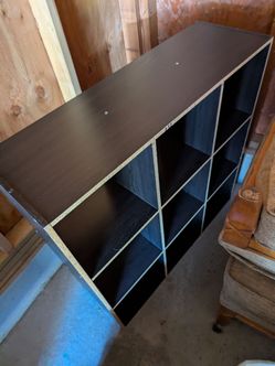 Cube shelves