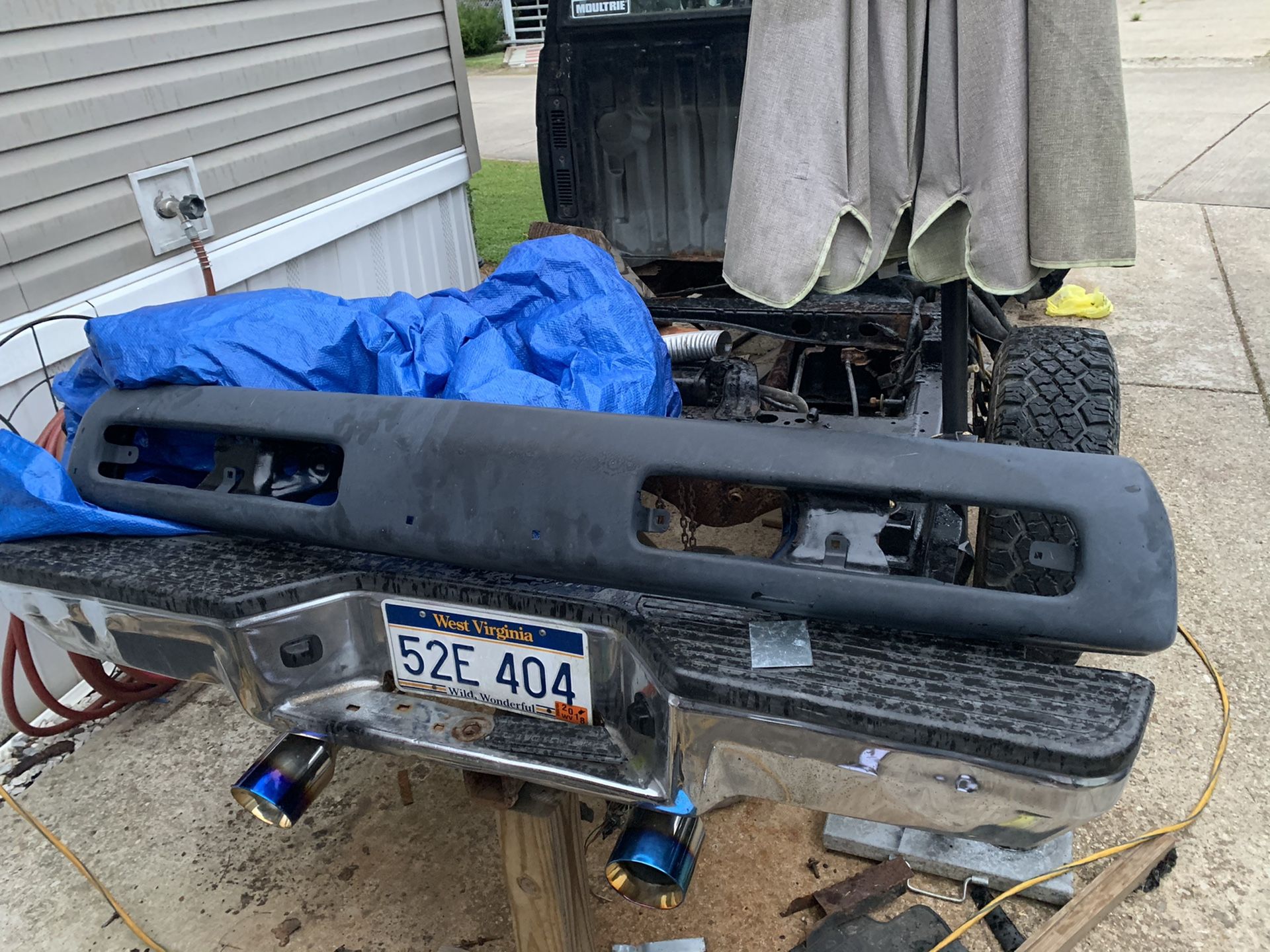 Black front bumper