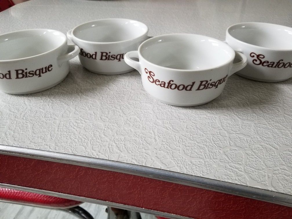 Set Of 4 SEAFOOD BISQUE CROCKS