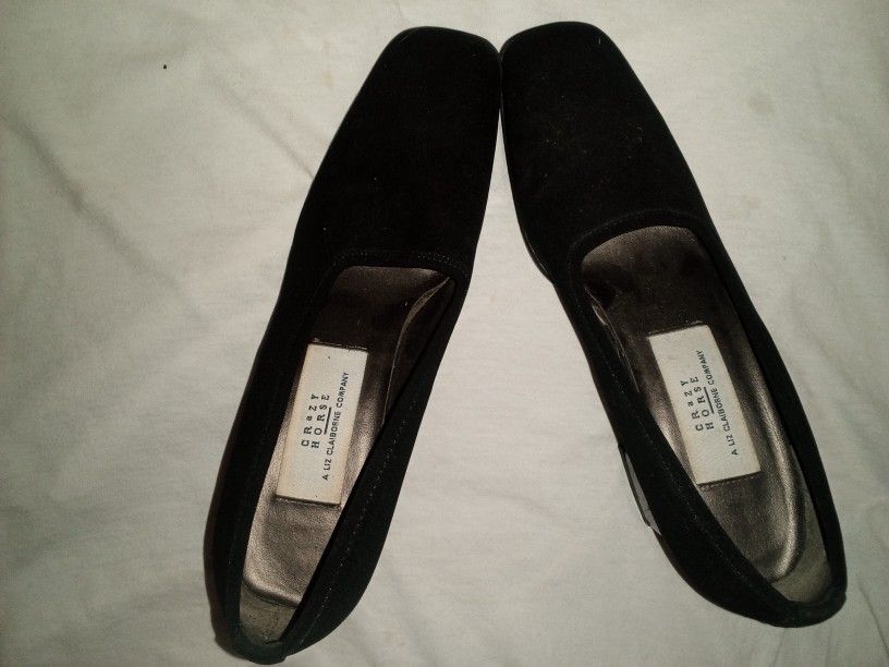 VERY Cute!! LIZ CLAIBORNE Heels (Size 6M)