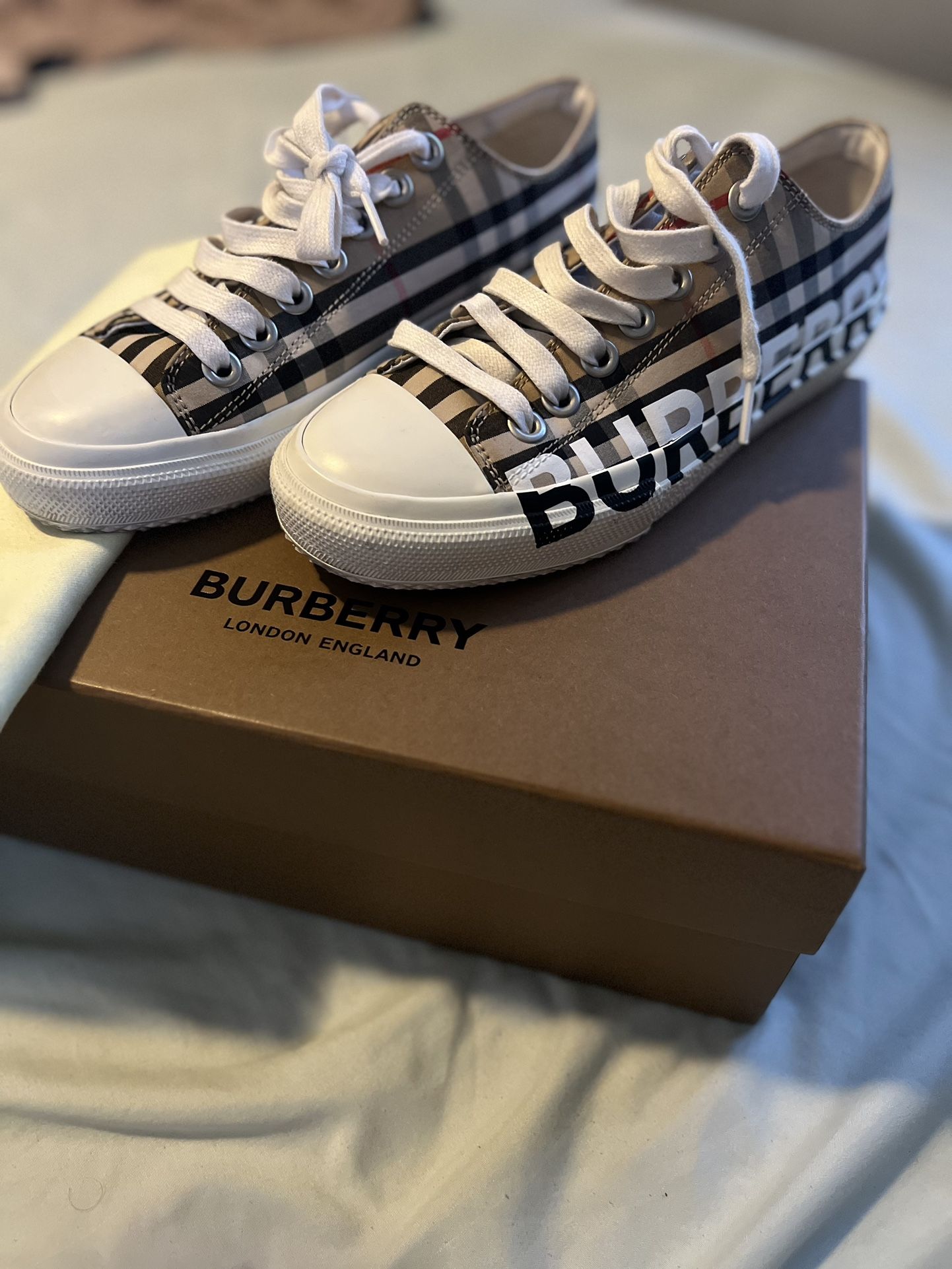 Burberry Shoes