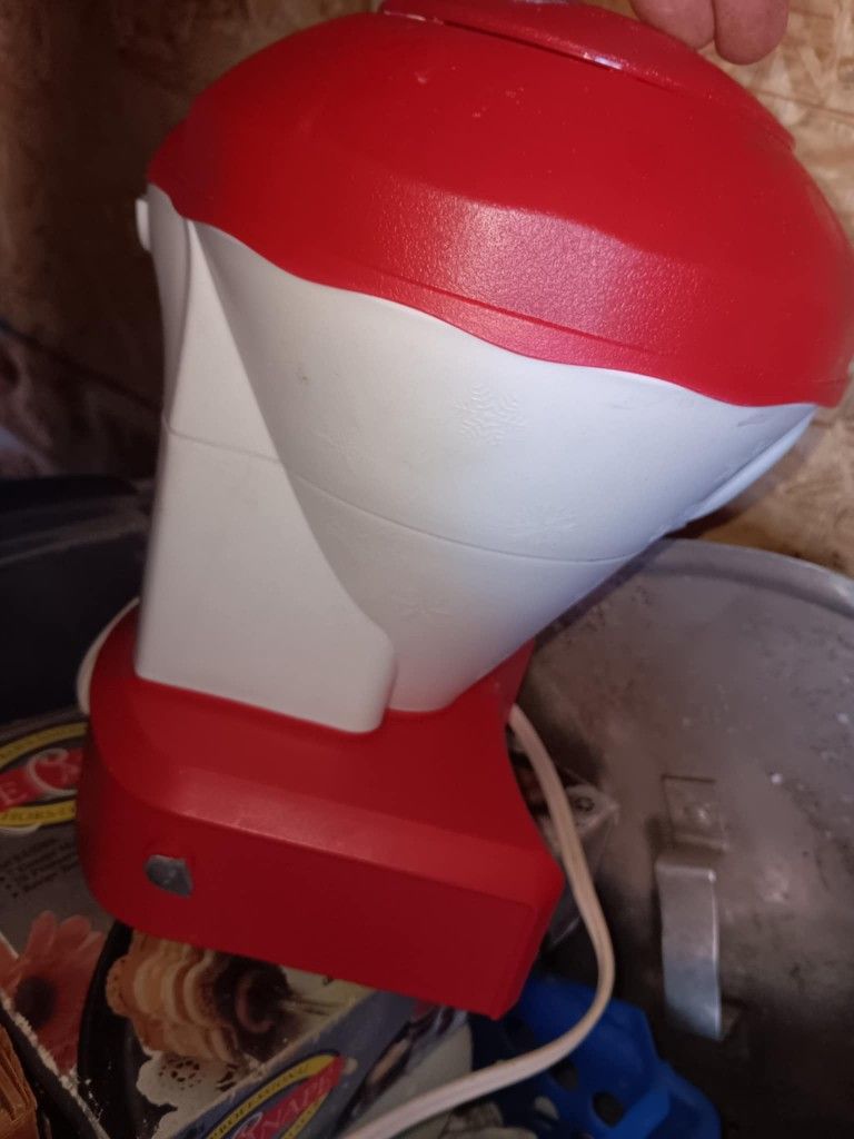 Snow Cone Maker