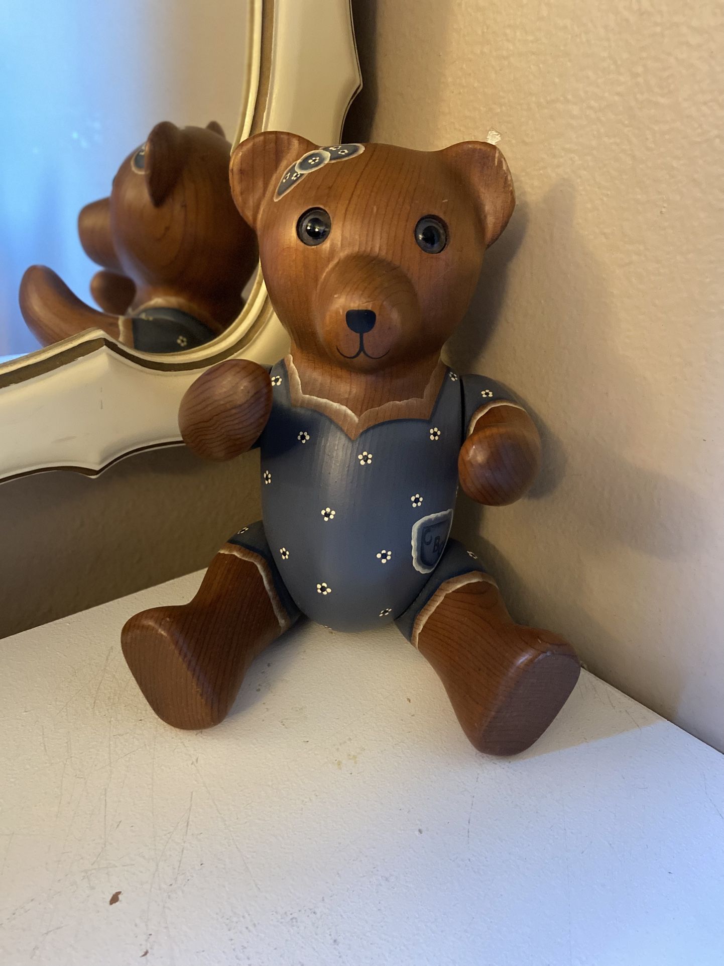 Vintage Wood Bear With Glass Eyes Look Pictures For Condition