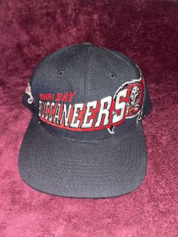 Vintage Sports Specialties Tampa Bay Buccaneers Grid Snapback 