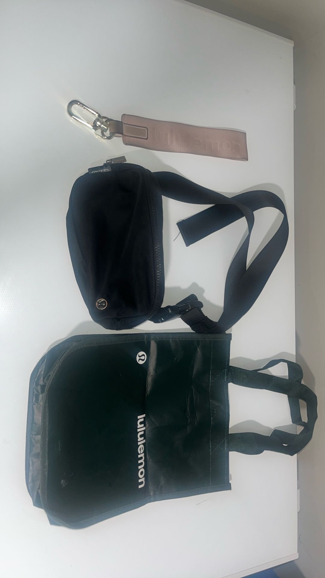 Lululemon Set β Belt Bag + Keychain + Tote β Good Condition
