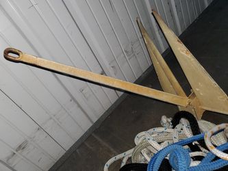 Anchor Danforth original 18.5 lbs. Very solid Anchor.