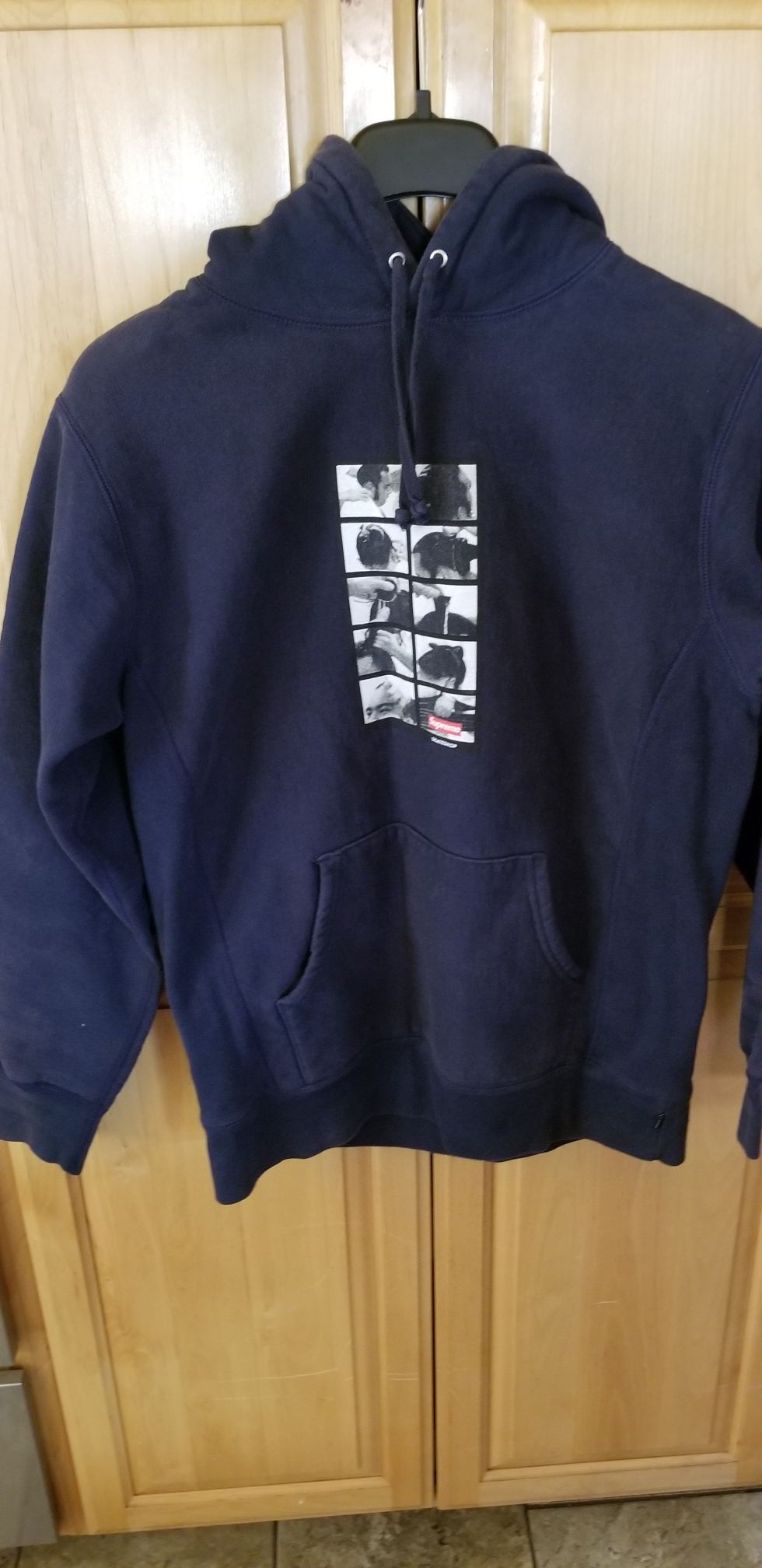 Supreme Hoodie, size L