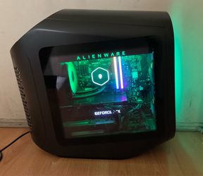 RTX 3090 / i9-12900K 4TB Gaming PC Alienware Aurora R13
