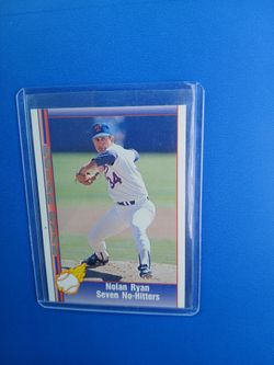 Nolan Ryan card in a hard protective case. $5