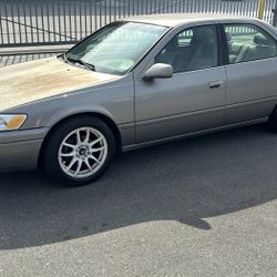 1999 Toyota Camry