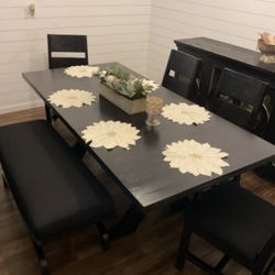 Dinning Table 